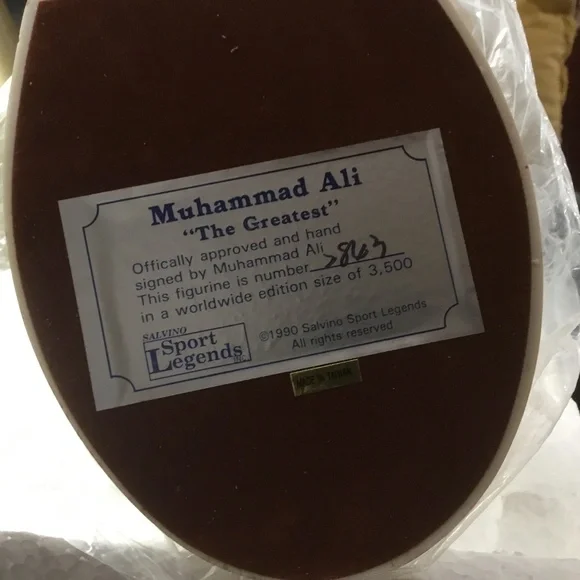 “THE GREATEST” Muhammad Ali Salvino Sports Legends Figurine #2,843 of 3,000… - Picture 8 of 16